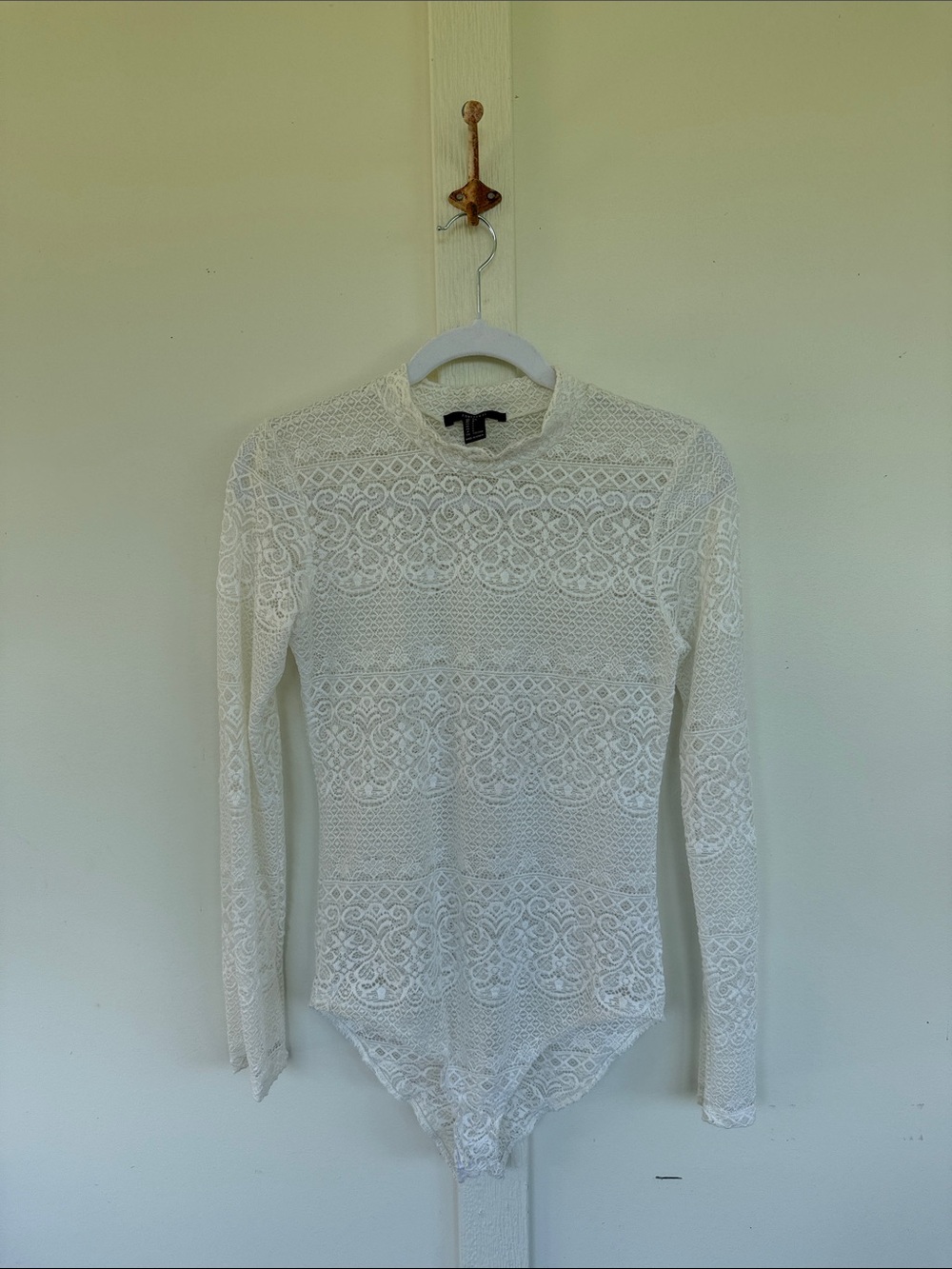 Forever 21 lace mock neck bodysuit